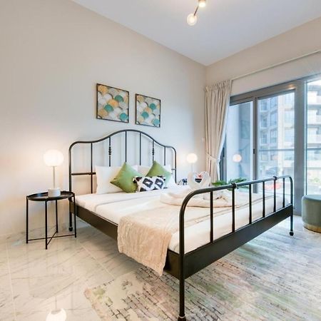 Elite Lux Holiday Homes - Cozy & Stylish 1 Bedroom With Huge Pools & World Class Gym Дубай Екстериор снимка