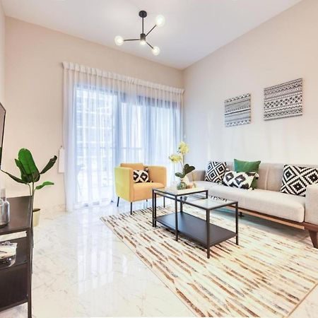 Elite Lux Holiday Homes - Cozy & Stylish 1 Bedroom With Huge Pools & World Class Gym Дубай Екстериор снимка