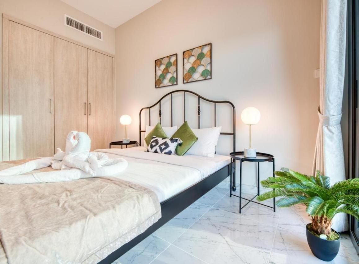 Elite Lux Holiday Homes - Cozy & Stylish 1 Bedroom With Huge Pools & World Class Gym Дубай Екстериор снимка